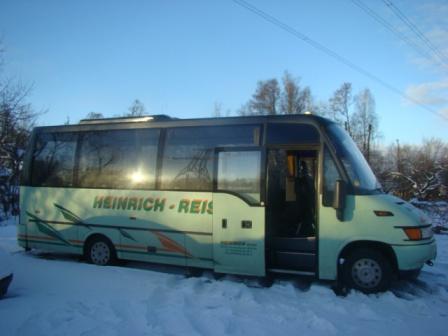 mikroautobusu noma ar šoferi mikroautobusa īre ar šoferi